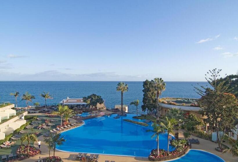 Отель Pestana Carlton Madeira Ocean Resort