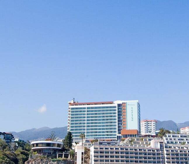Отель Pestana Carlton Madeira Ocean Resort