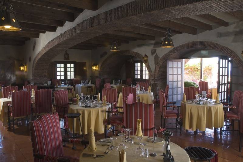 Отель Pestana Carlton Madeira Ocean Resort