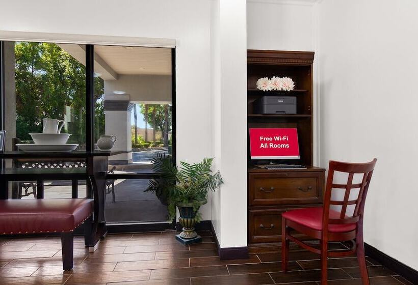 فندق Red Roof Inn Kingsland