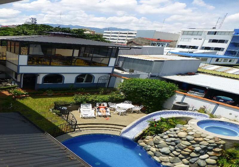 酒店 Santo Tomas / Historical Property