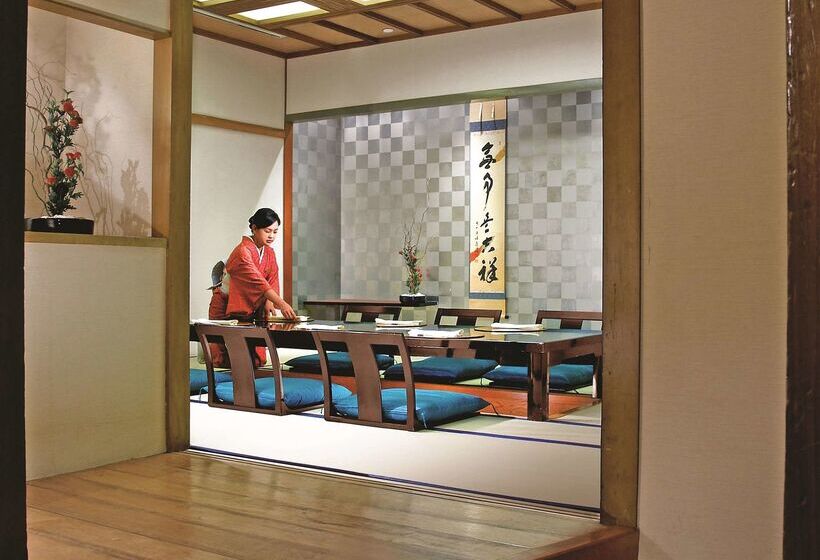 Szálloda Shangrila Jakarta