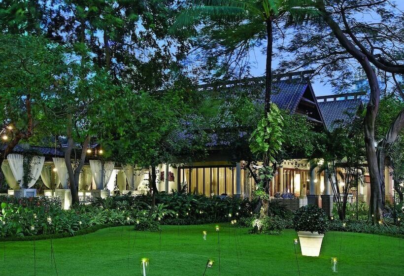 Szálloda Shangrila Jakarta