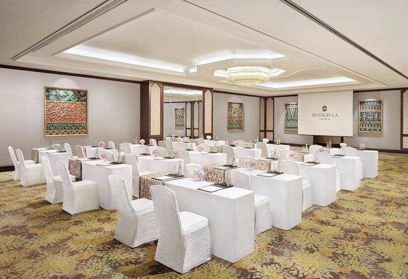 Szálloda Shangrila Jakarta