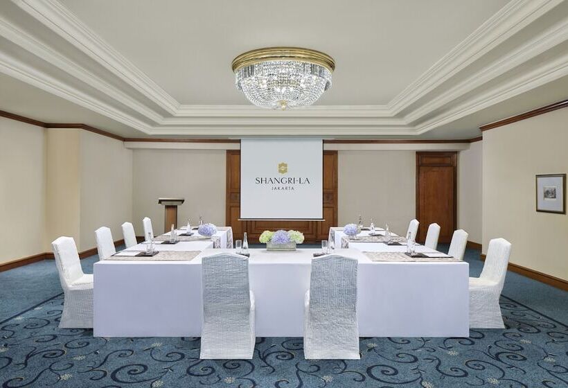 Szálloda Shangrila Jakarta