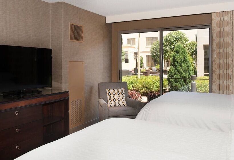 호텔 Sheraton Hartford South