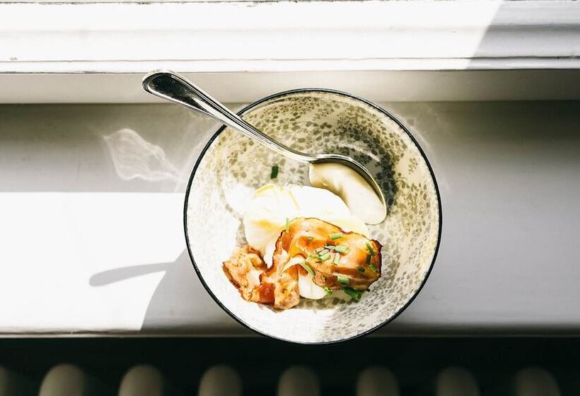 Small Luxury Hotel Altstadt Vienna