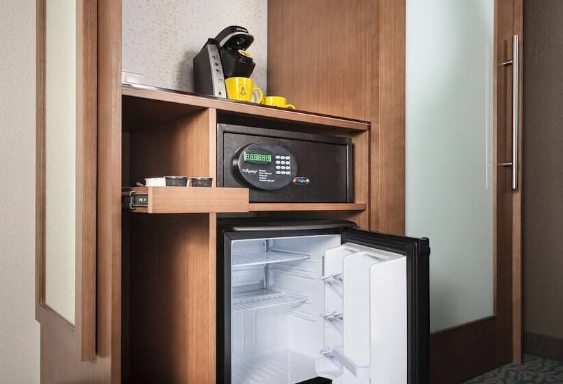 Отель Staypineapple, University Inn, University District Seattle