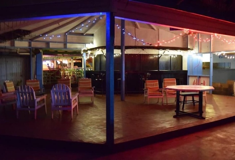 בית מלון כפרי The Clifton