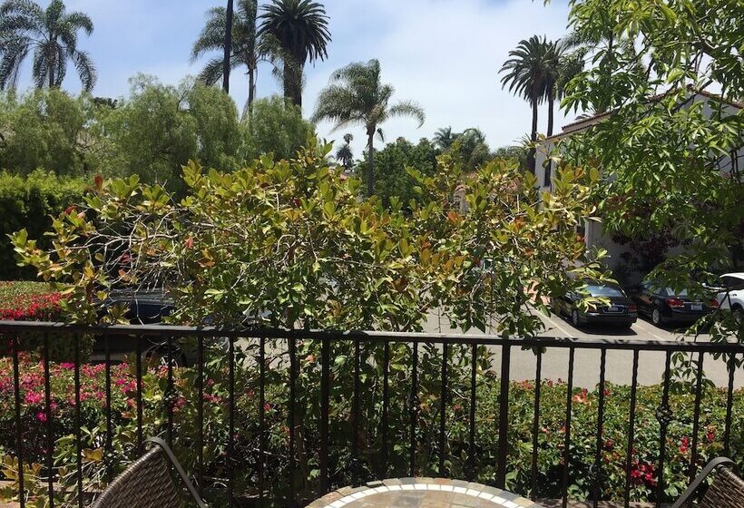 فندق The Eagle Inn