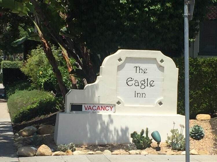 فندق The Eagle Inn