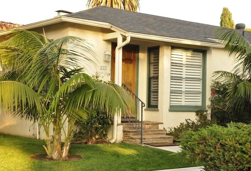 فندق The Eagle Inn