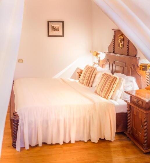 酒店 The King Charles