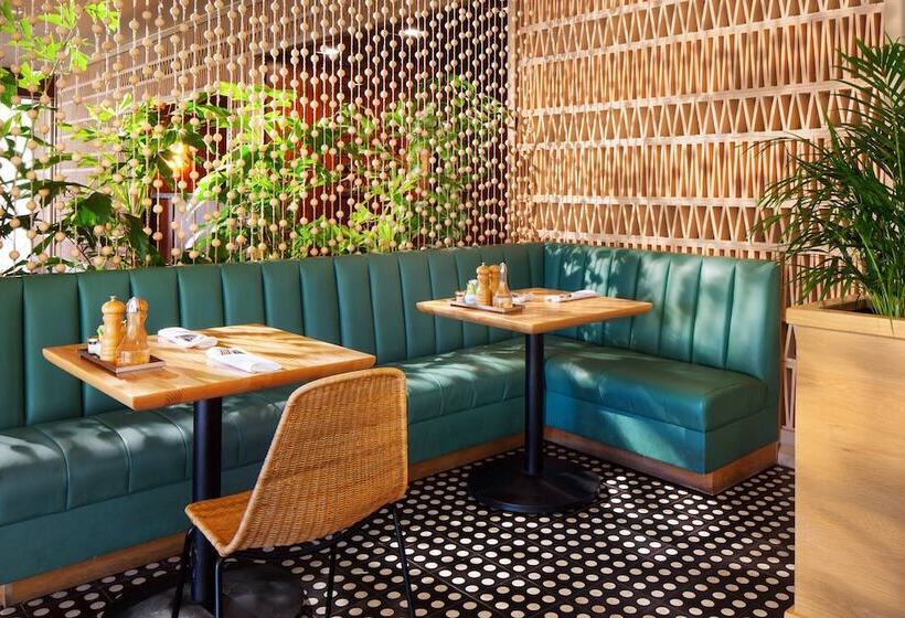 בית מלון כפרי The Laylow, Autograph Collection