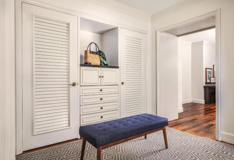 فندق The Ritz Carlton Maui, Kapalua