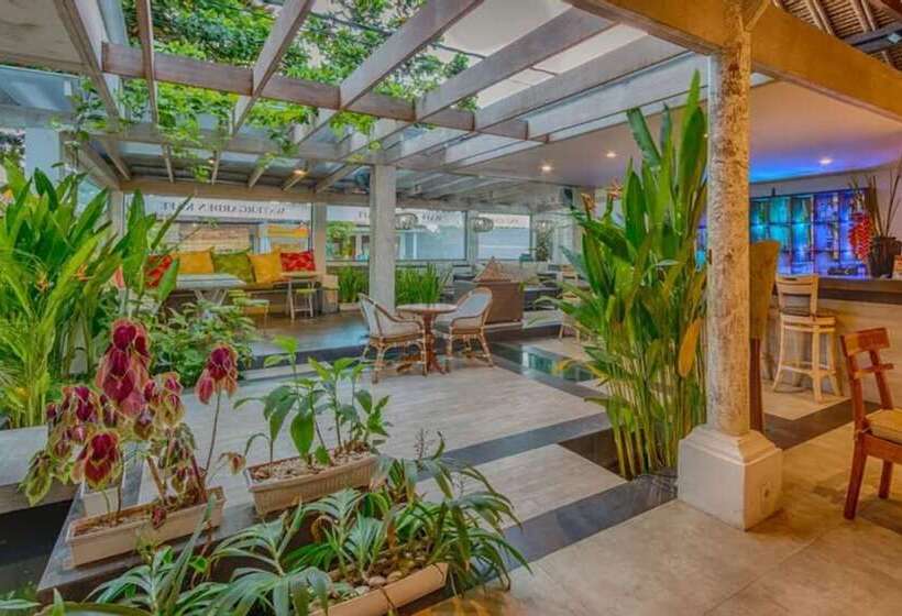 酒店 The Water Garden