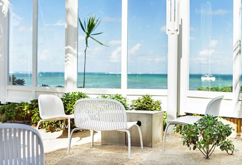 Hotel Tropical Attitude