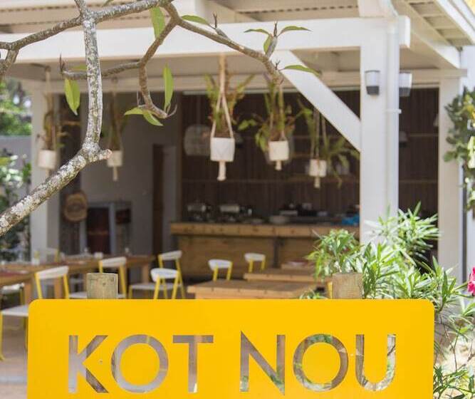 Hotel Tropical Attitude