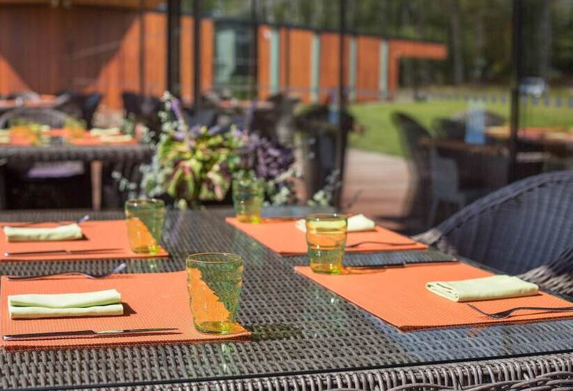 هتل Vilnius Grand Resort