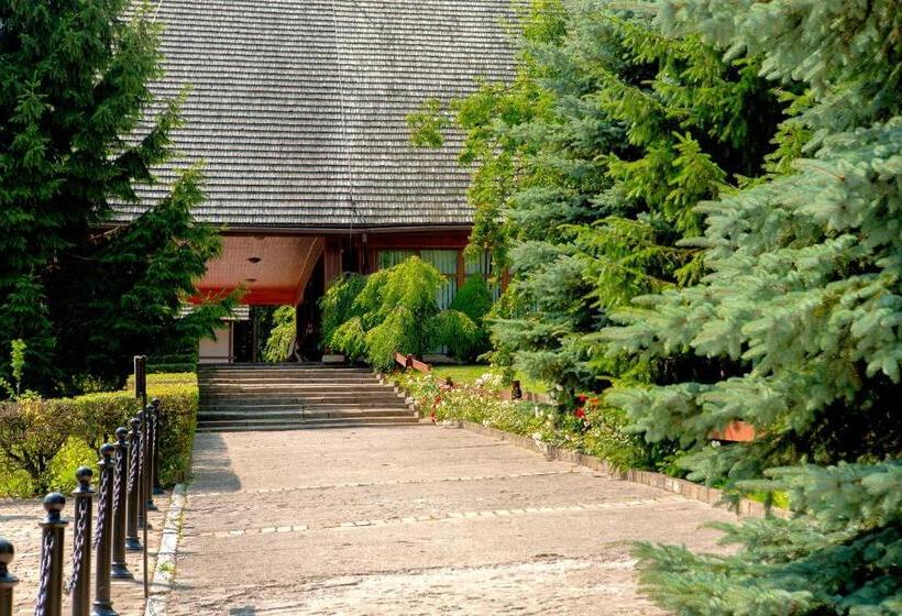 هتل Zajazd Piastowski