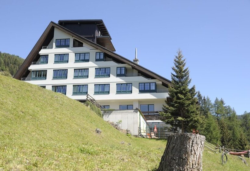 Kinder  Und Familienhotel Nockalm