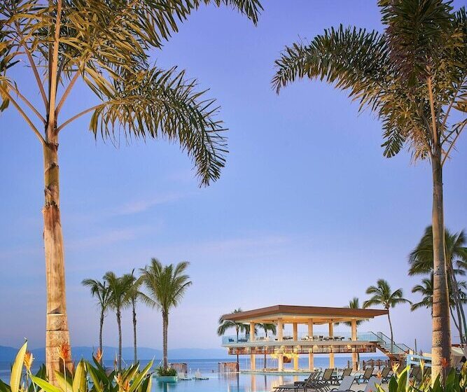 Marriott Puerto Vallarta Resort & Spa