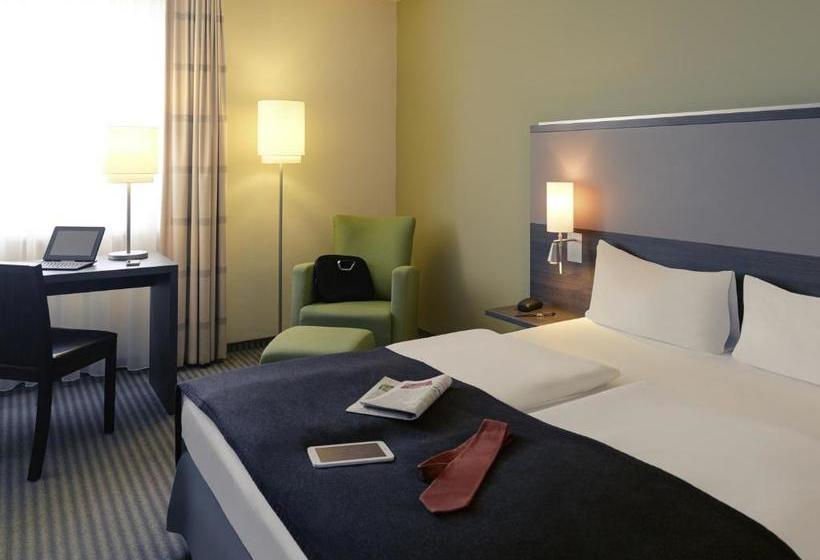 هتل Mercure Airport  Berlin Tegel