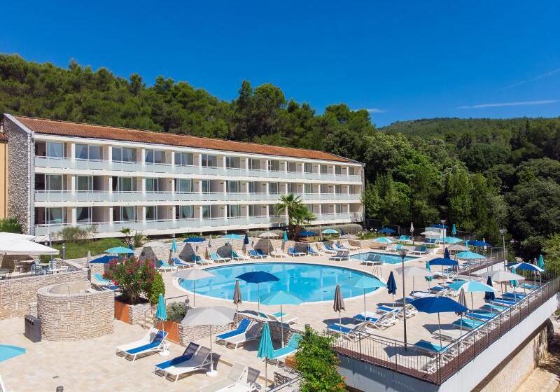 Miramar Sunny Hotel By Valamar