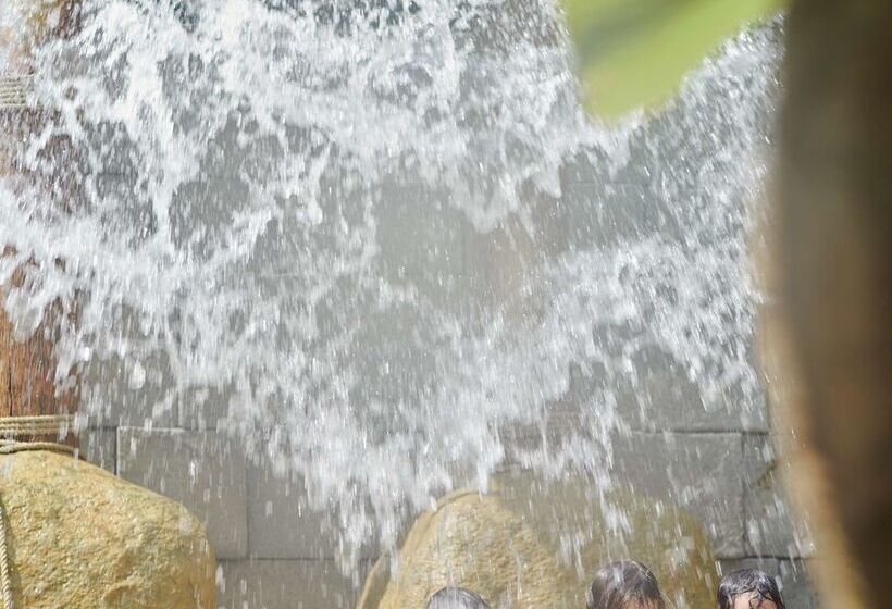 Parkroyal Penang Resort