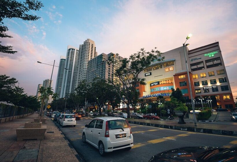 Parkroyal Penang Resort