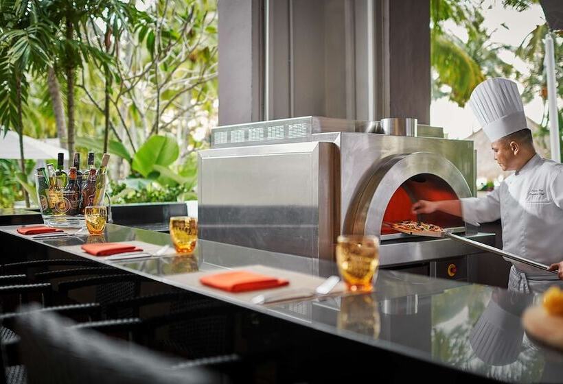 Parkroyal Penang Resort