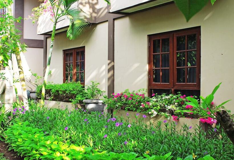 Risata Bali Resort & Spa