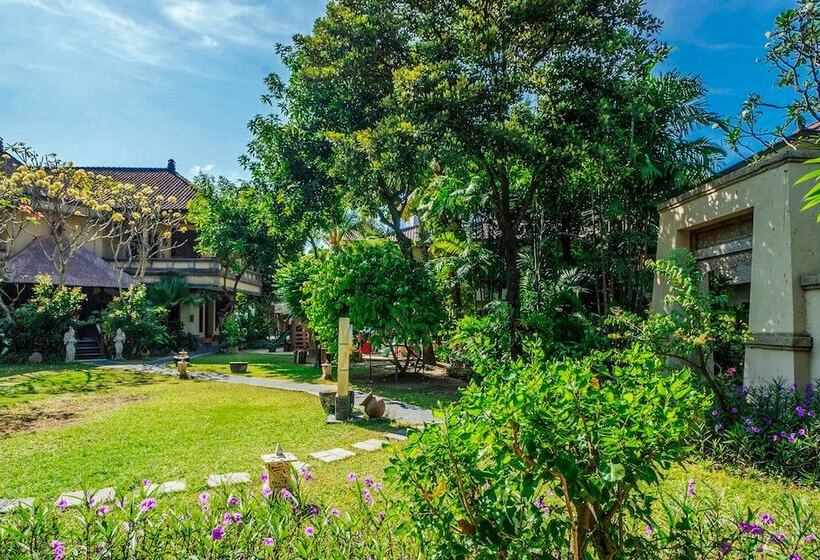 Risata Bali Resort & Spa