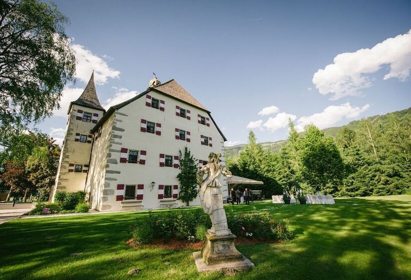 Schloss Prielau Hotel & Restaurants