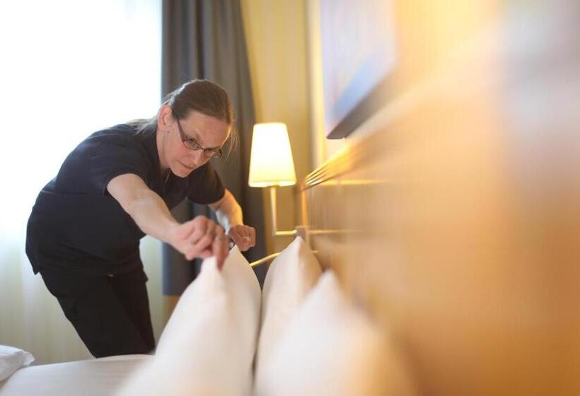 Strand Hotel Hübner