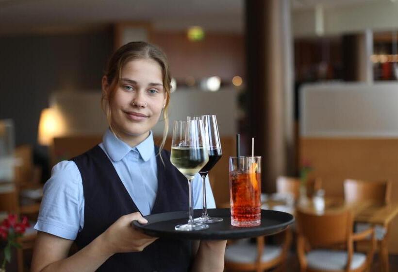 Strand Hotel Hübner