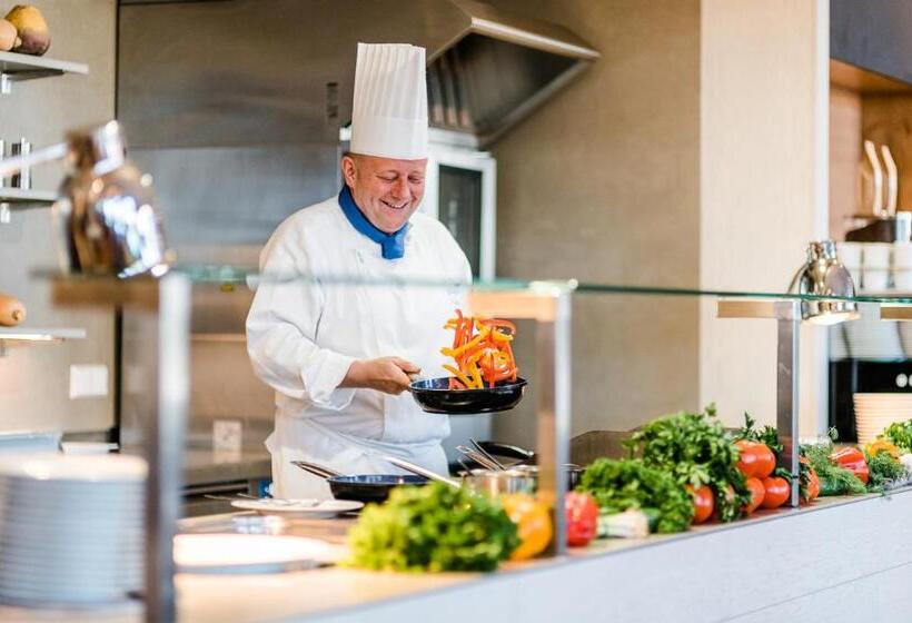 Strand Hotel Hübner