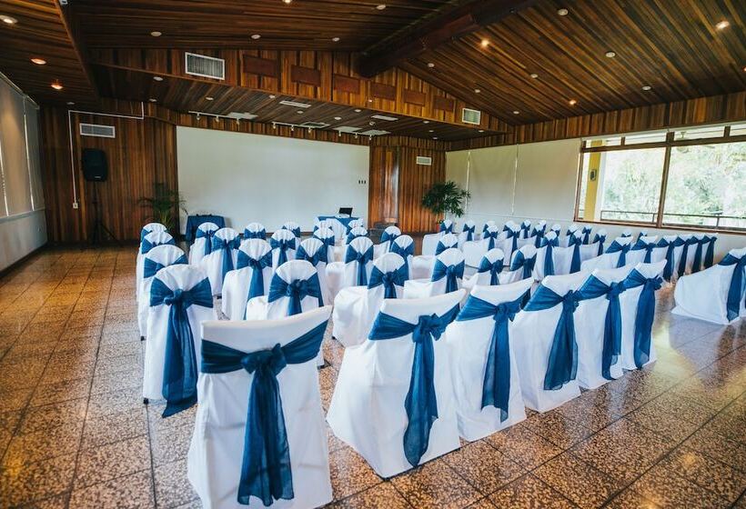 Tilajari Hotel Resort