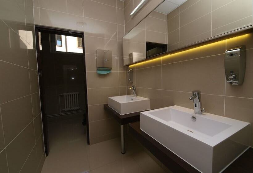 Holiday Hotel Macocha