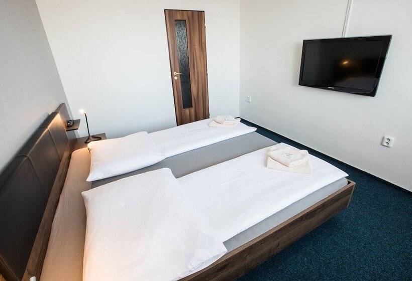 בית מלון כפרי A Sport