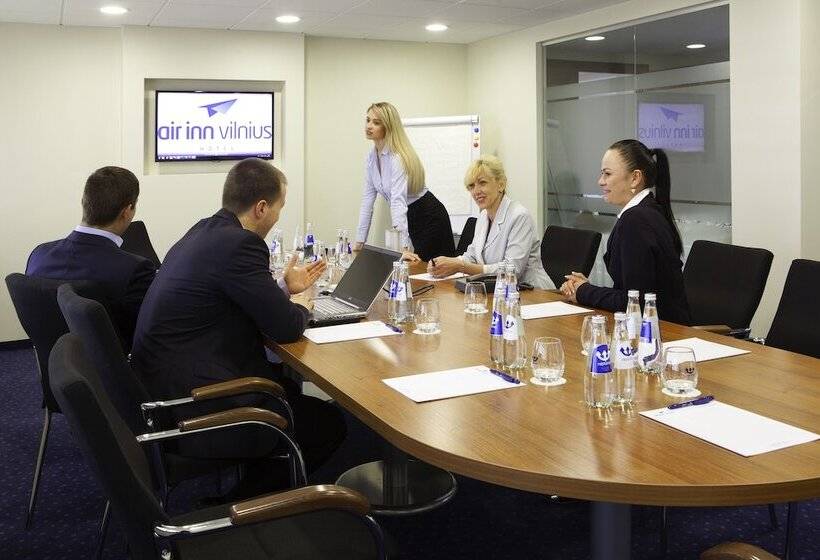 هتل Airinn Vilnius