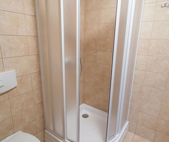 هتل Airinn Vilnius