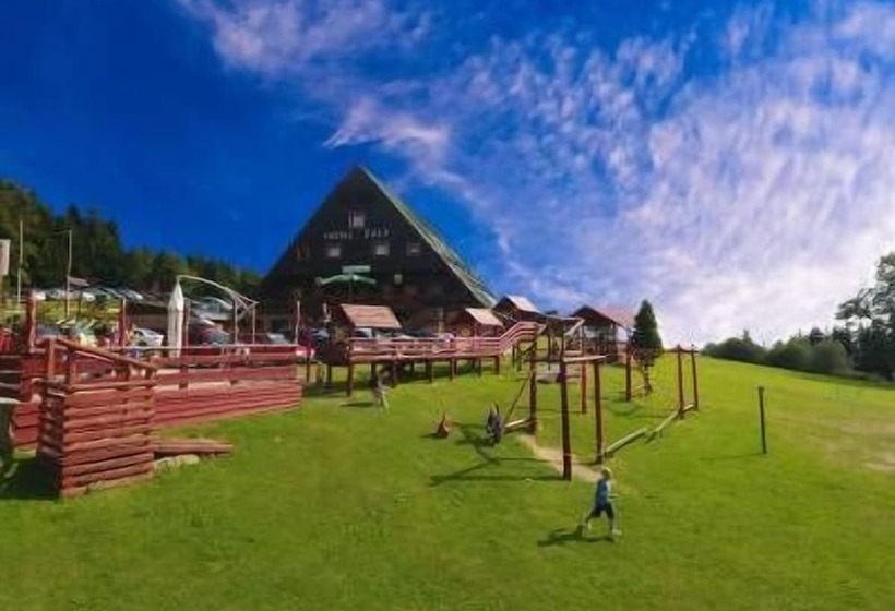 호텔 žalý Apartmány