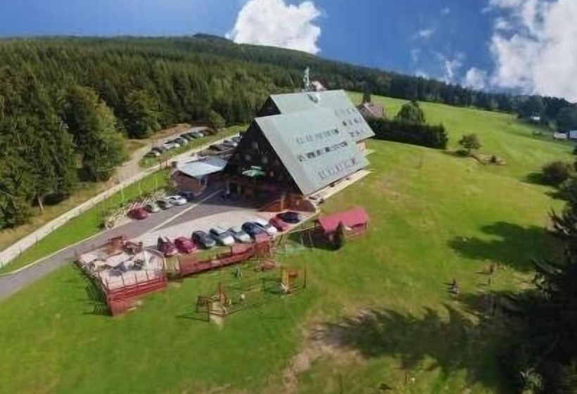 호텔 žalý Apartmány