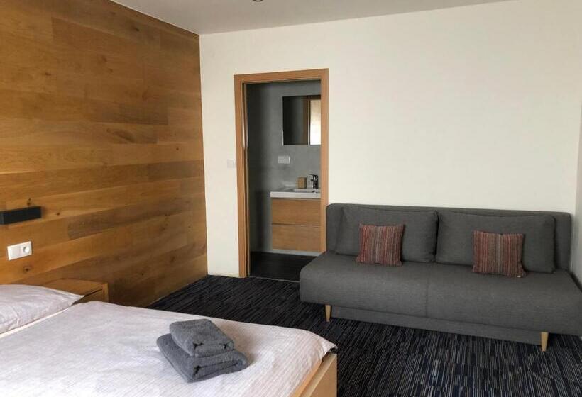 호텔 žalý Apartmány