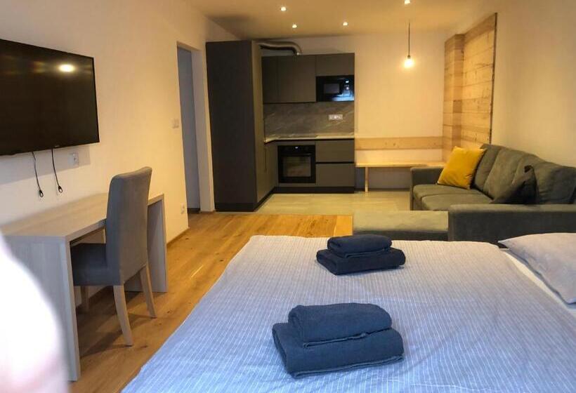 호텔 žalý Apartmány