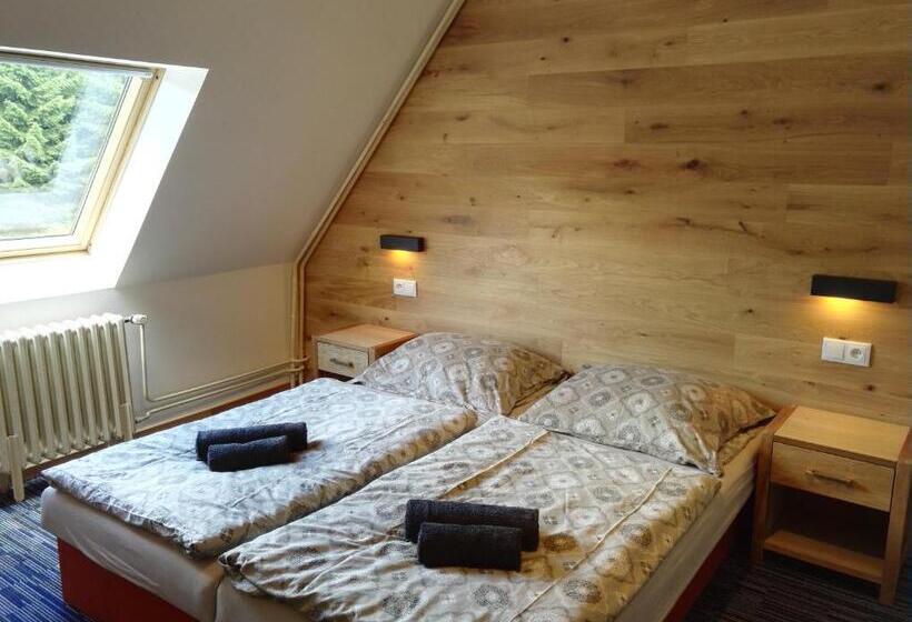 호텔 žalý Apartmány