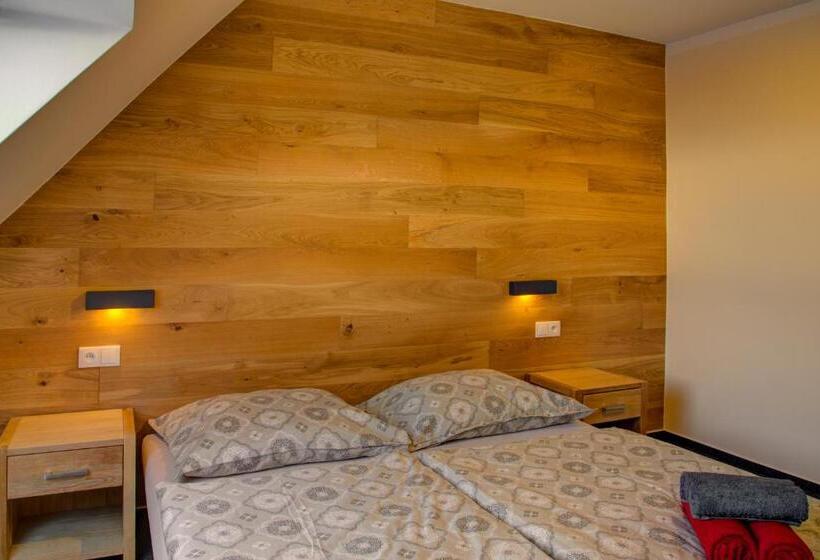 호텔 žalý Apartmány