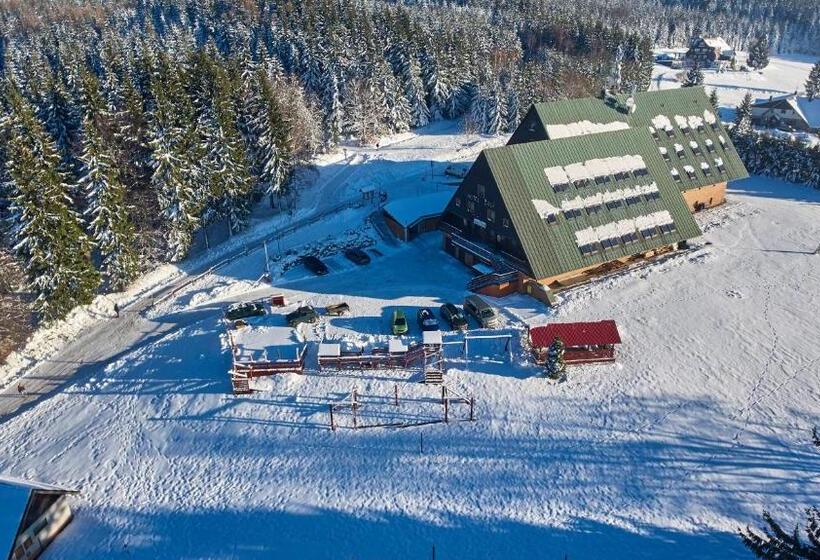 호텔 žalý Apartmány