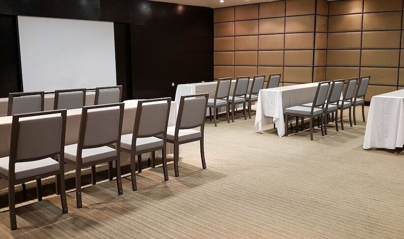 호텔 Antaris Cintermex